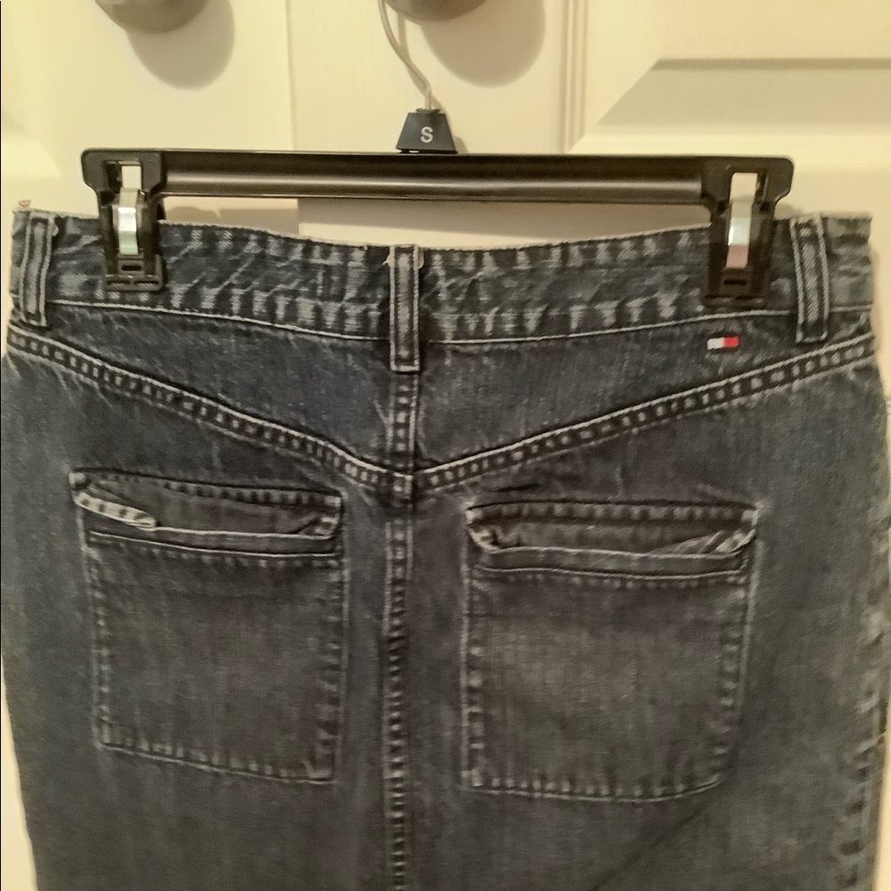 Short denim skirt